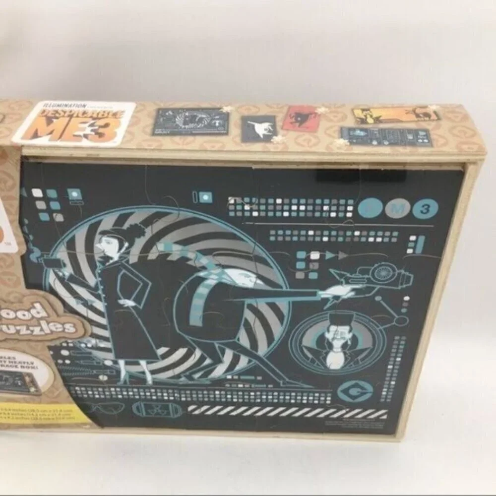 Despicable Me 3 Wooden Puzzle Set with Storage Box (5) Puzzles NEW